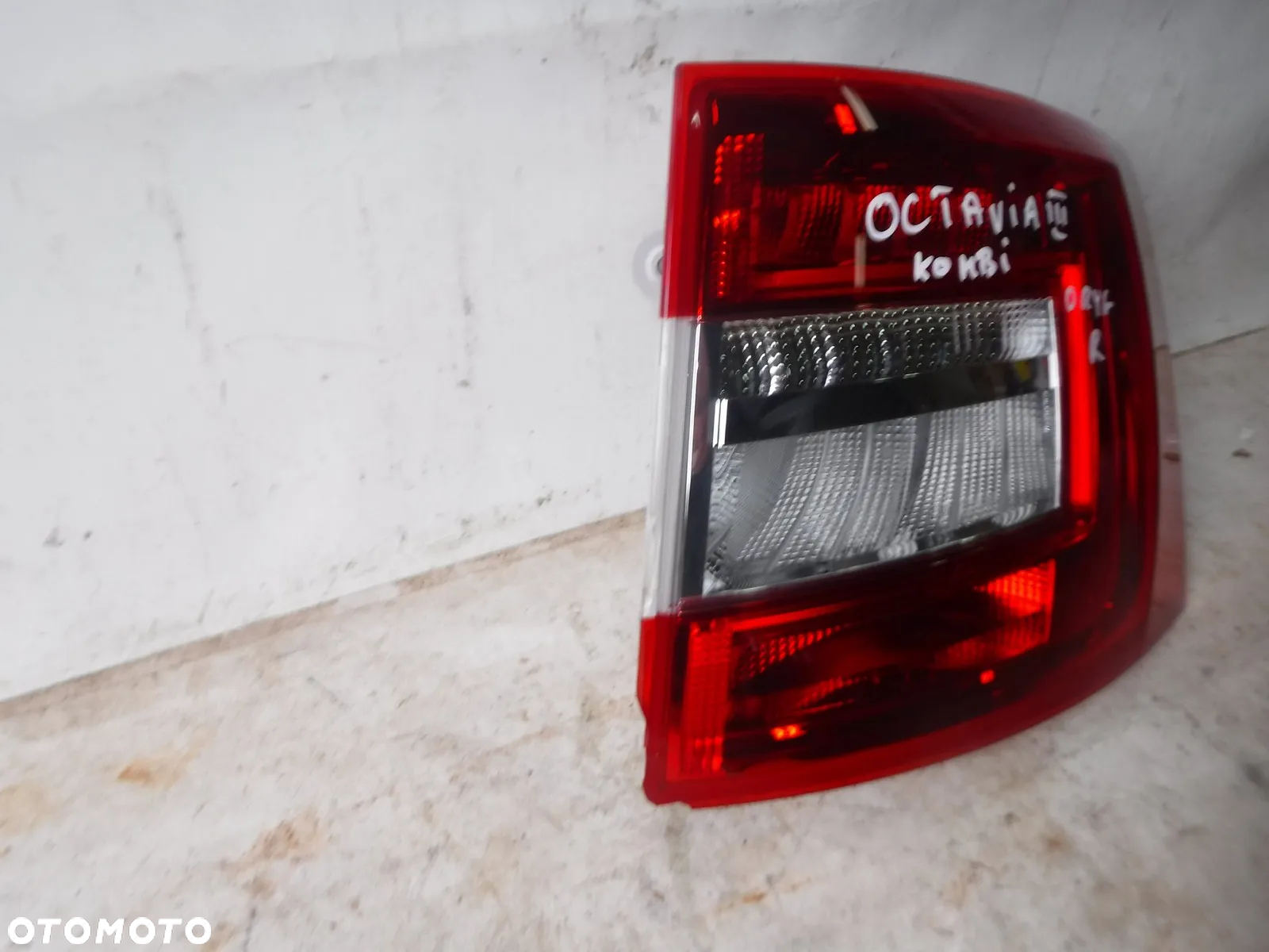 skoda octavia iii 3 kombi lampa prawa tył nowa oryginał tylna z uszk - 6