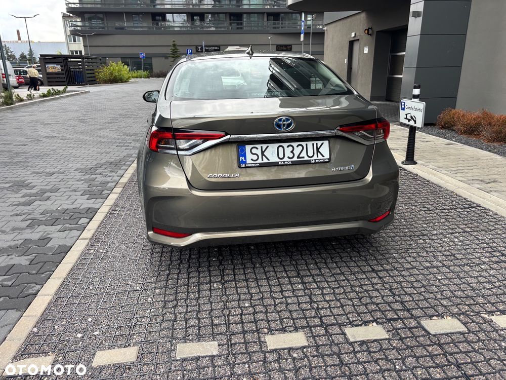 Toyota Corolla 1.8 Hybrid Executive - 3