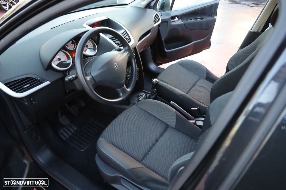 Peugeot 207 1.6 HDi 99g - 15