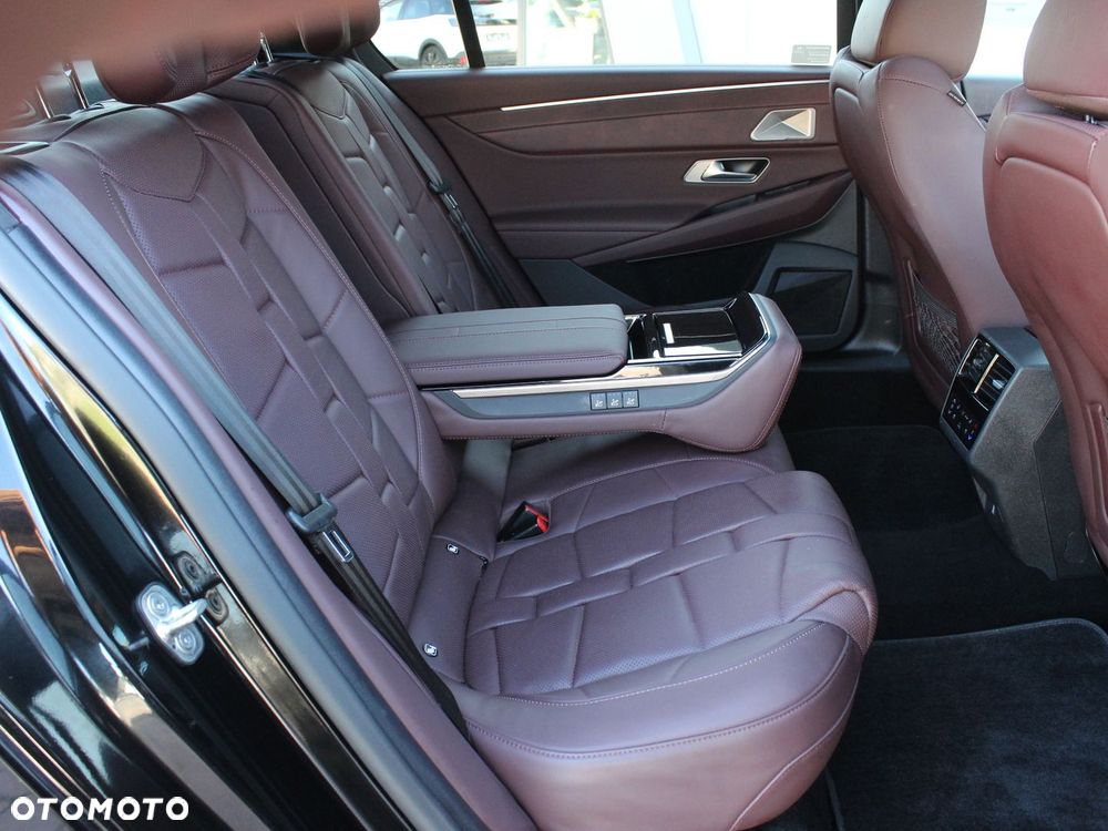 DS Automobiles DS 9 1.6 PureTech Rivoli + - 23