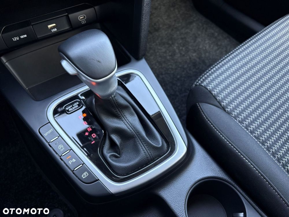Kia XCeed 1.5 T-GDI M DCT - 15