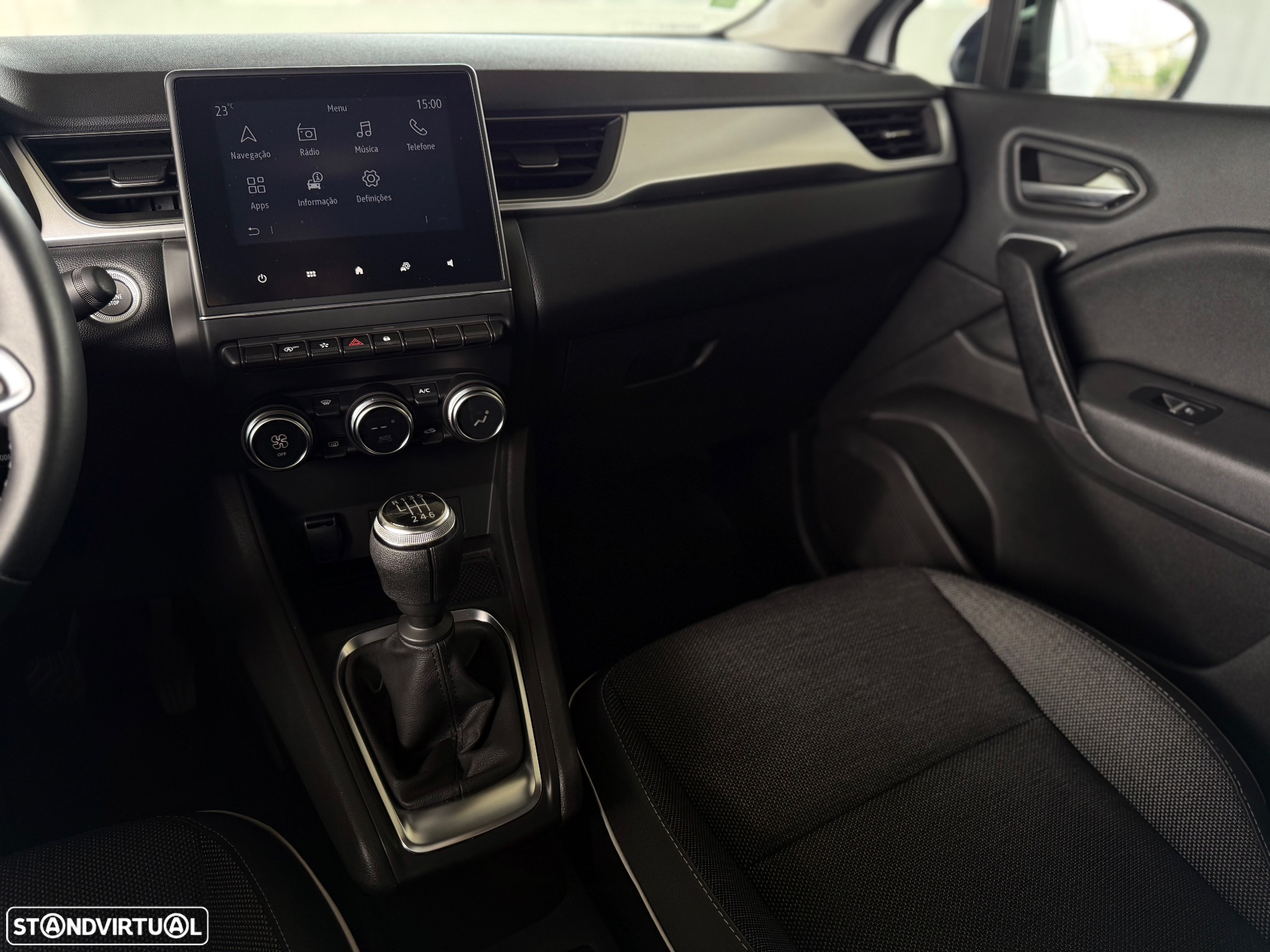 Renault Captur 1.0 TCe Exclusive Bi-Fuel - 11