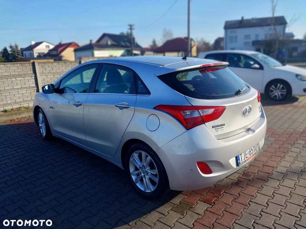 Hyundai i30 1.6 CRDi BlueDrive Classic - 9