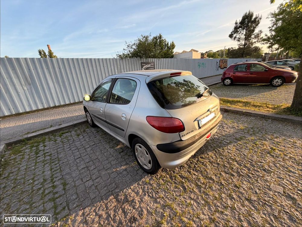 Peugeot 206 1.1 XR - 5
