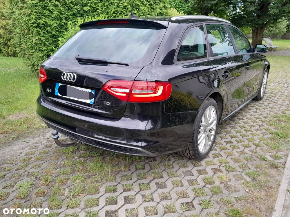 Audi A4 Avant 2.0 TDI DPF multitronic S line Sportpaket - 4