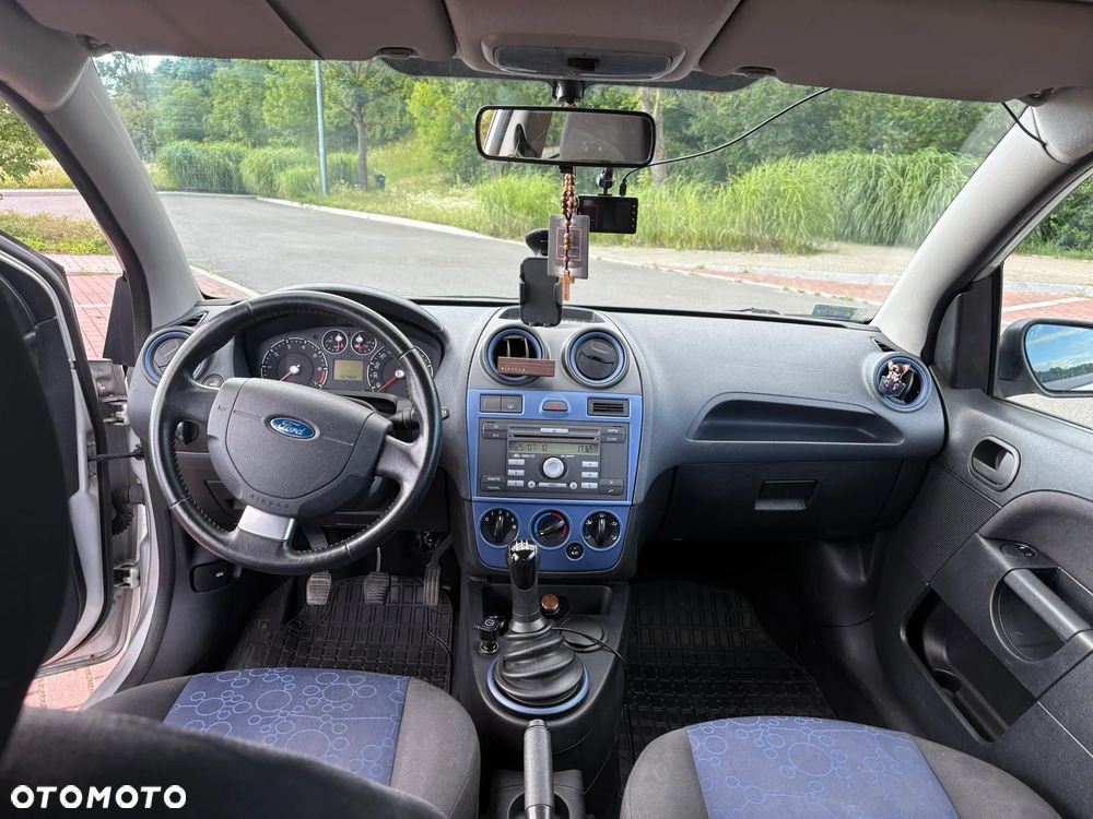 Ford Fiesta 1.3 - 18