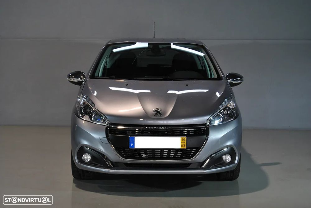Peugeot 208 1.2 PureTech Signature - 11