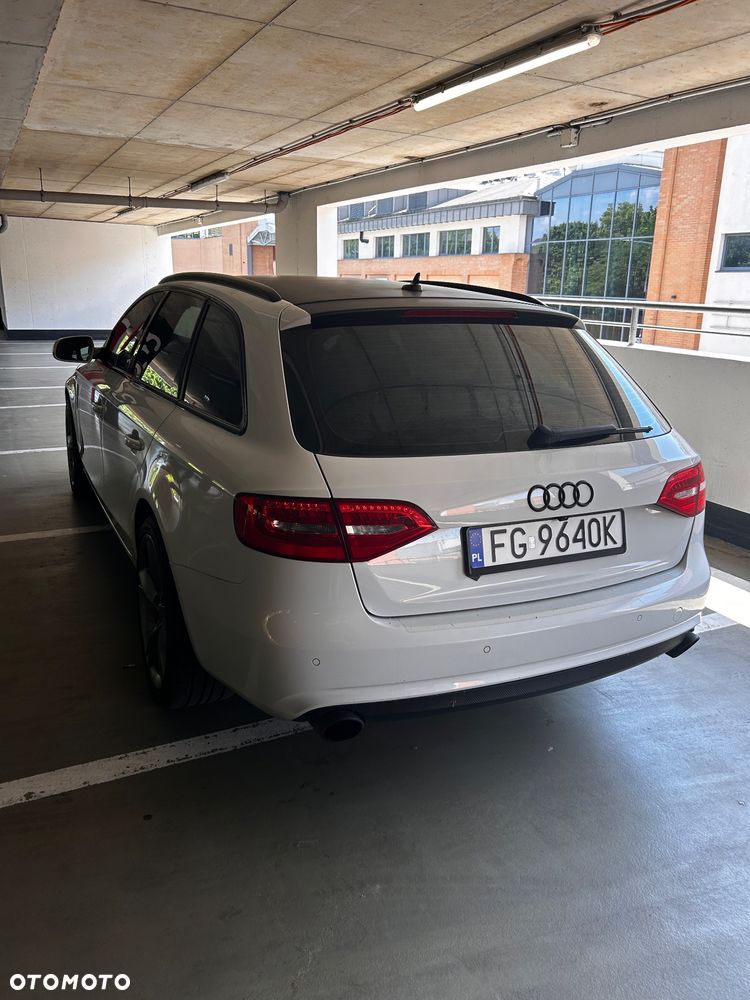 Audi A4 Avant - 4