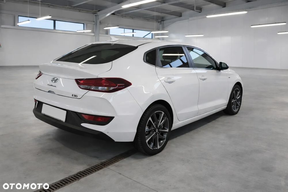 Hyundai i30 1.5 T-GDI 48V Comfort - 15