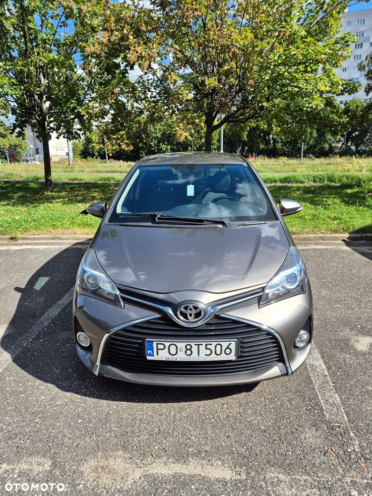Toyota Yaris 1.33 Premium - 2