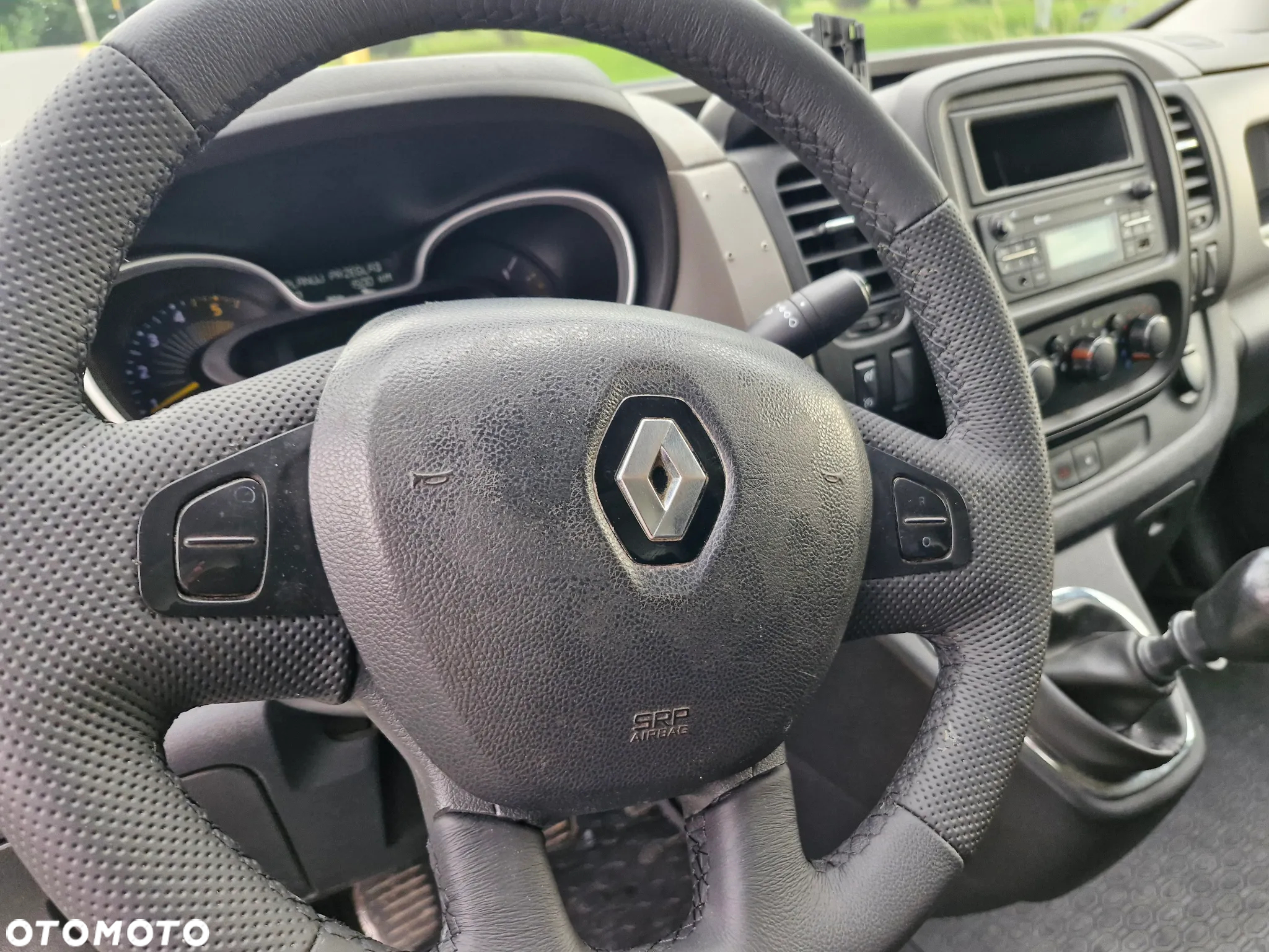Renault TRAFIC - 9