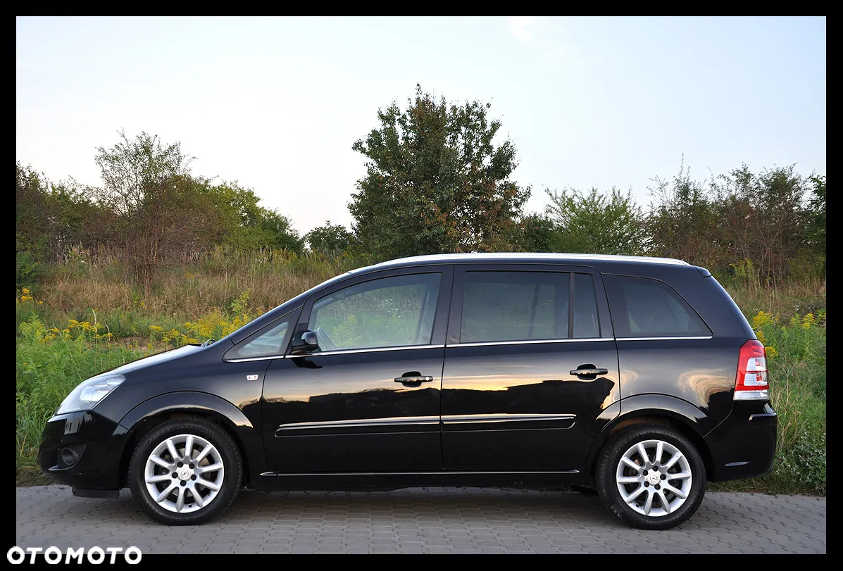 Opel Zafira 1.8 Cosmo - 18