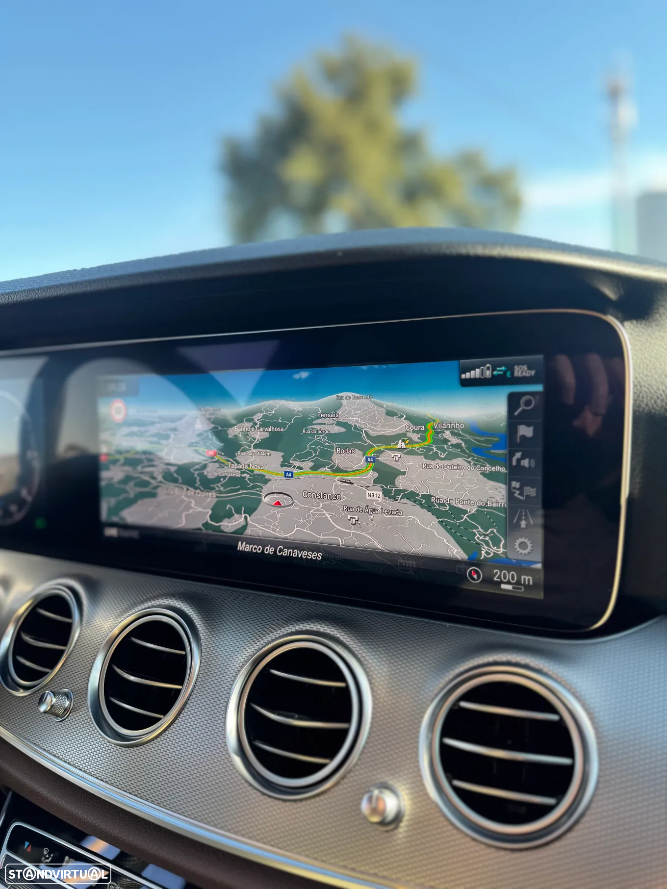 Mercedes-Benz E 220 d 4Matic 9G-TRONIC Exclusive - 24