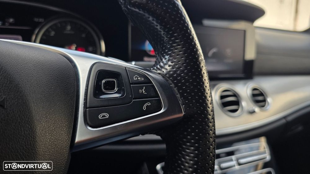 Mercedes-Benz E 220 d AMG Line - 32