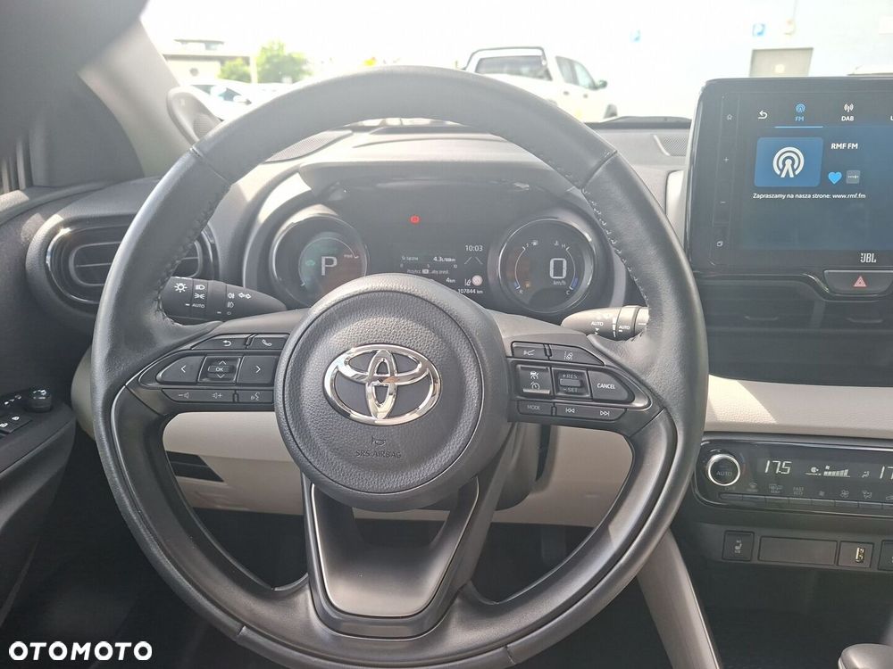 Toyota Yaris - 13