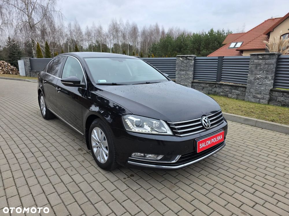 Volkswagen Passat 2.0 TDI Comfortline - 12