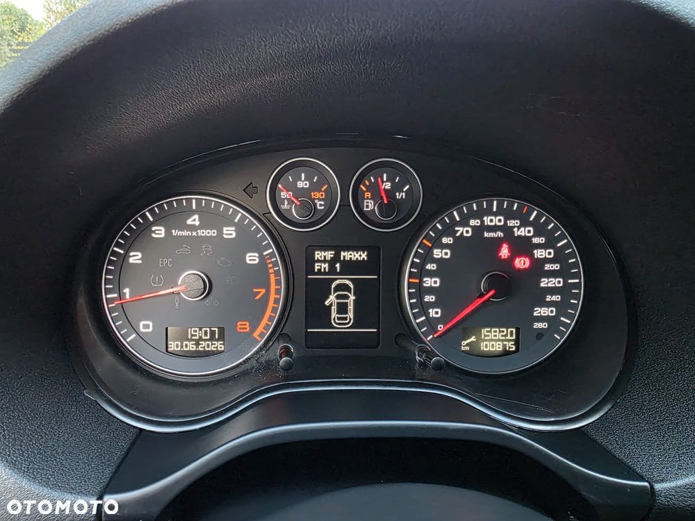 Audi A3 Sportback 1.6 Ambiente - 16