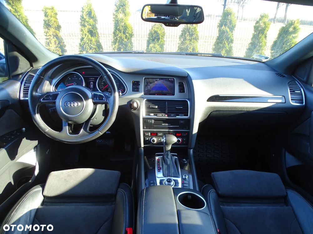 Audi Q7 - 10