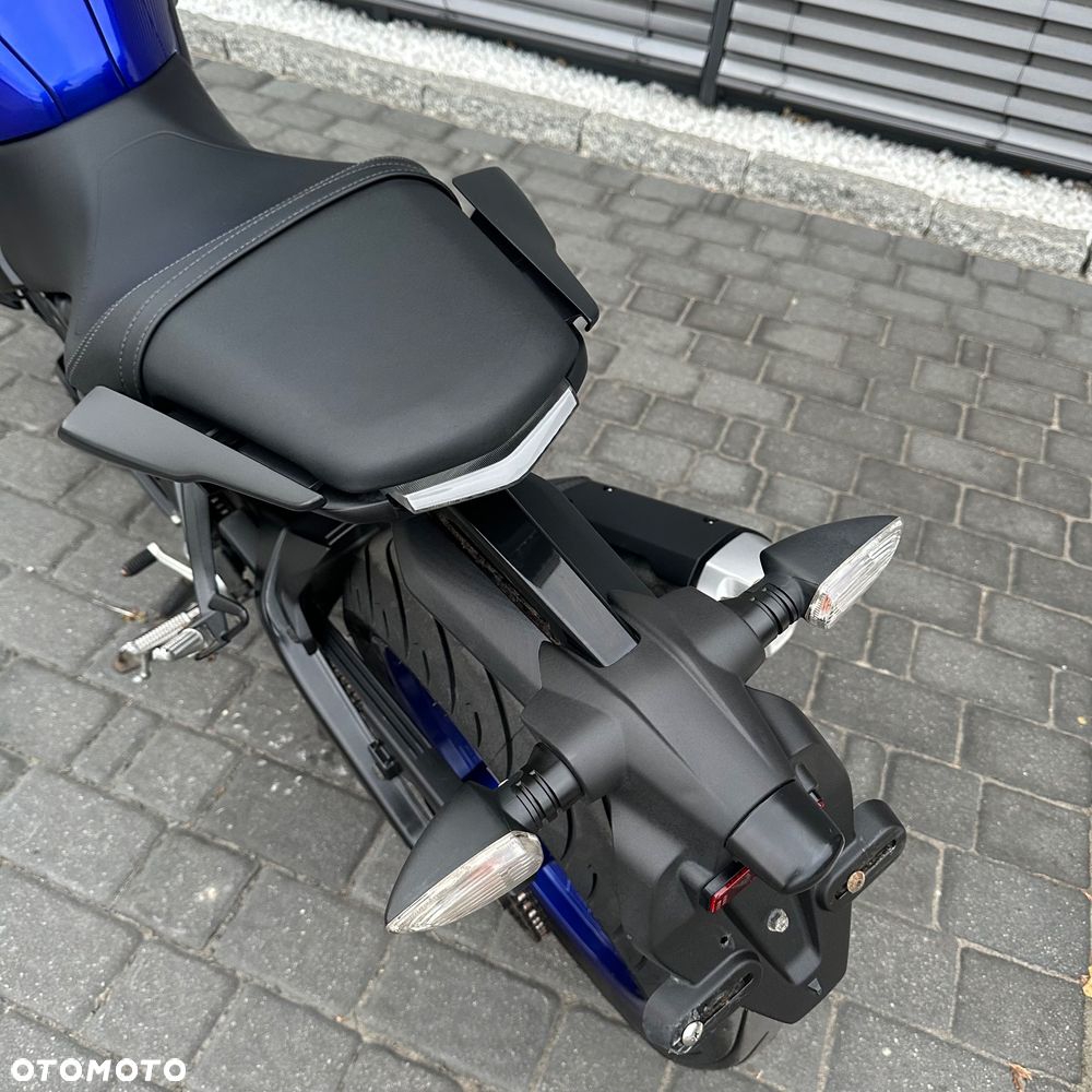 Yamaha MT - 12