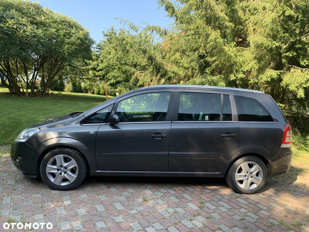 Opel Zafira 1.7 CDTI Cosmo - 4