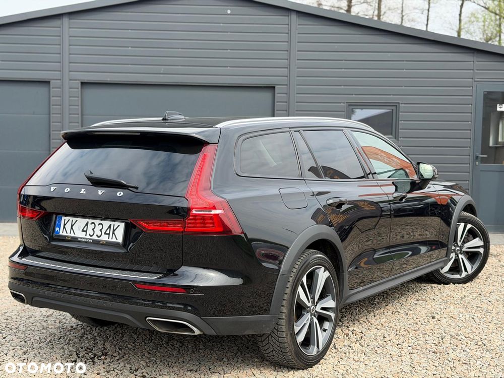 Volvo V60 Cross Country B4 D AWD Geartronic Pro - 15