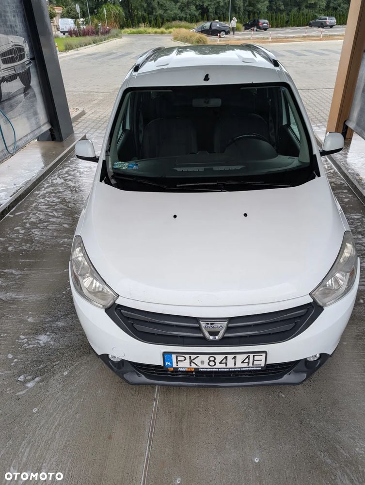 Dacia Lodgy 1.2 TCe Laureate S&S EU6 - 7