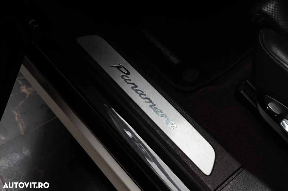 Porsche Panamera 3.0 Tiptronic S - 19