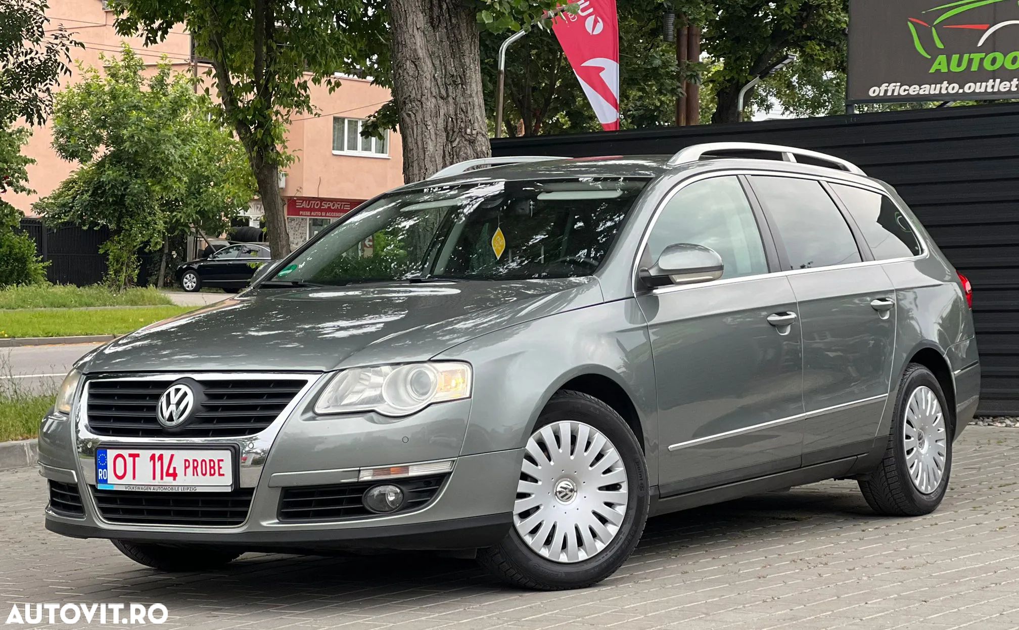 Volkswagen Passat Variant 2.0 TDI BlueMotion Technology DPF Comfortline - 1
