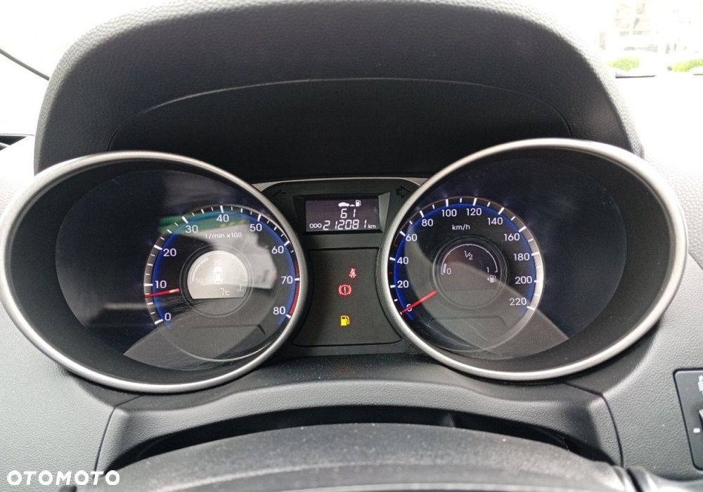 Hyundai ix35 - 32