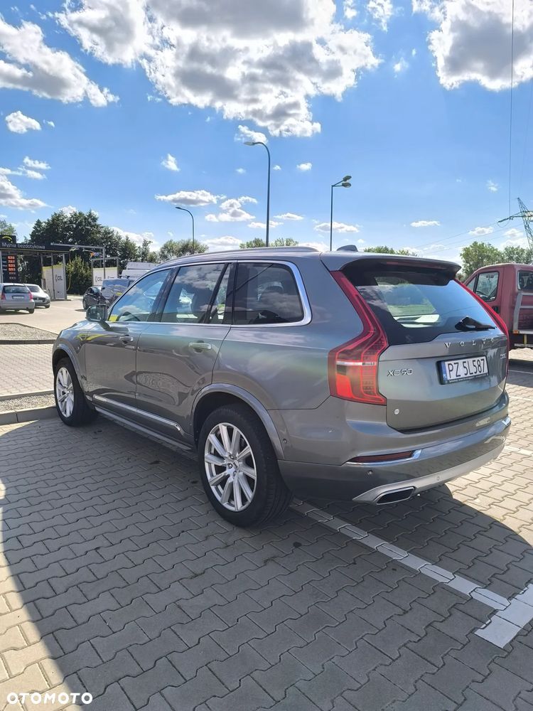 Volvo XC 90 - 6