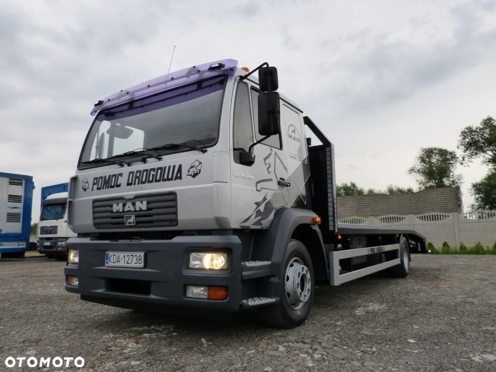 MAN LE 15.280 POMOC DROGOWA / AUTOLAWETA / SPECJALNY / DMC 15.000 KG / ŁADOWNOŚĆ 9.000 KG / PODUSZKI / DŁ.7.70 M - 13