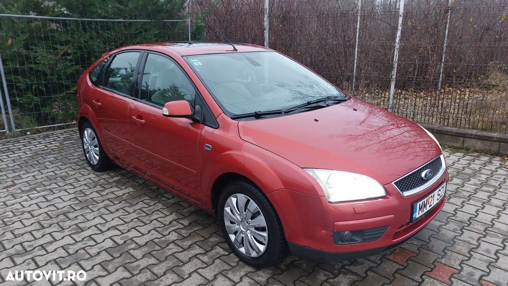 Ford Focus 2.0 TDCI 136 Ghia - 3