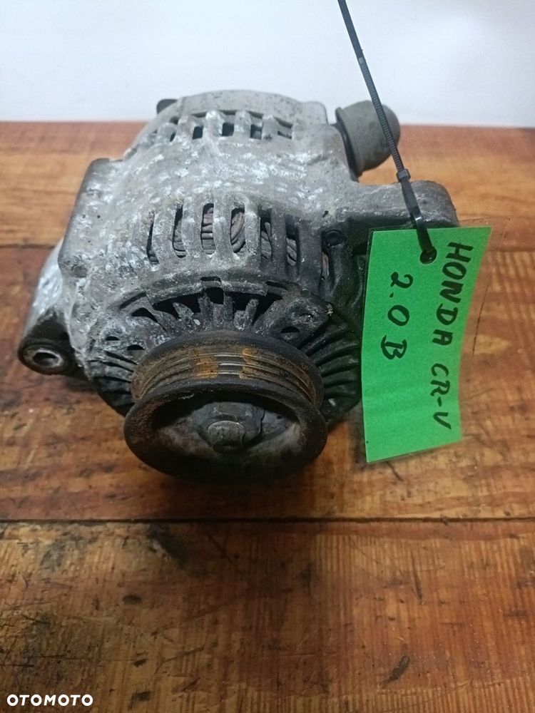 HONDA CR-V CRV I 95-01 2,0 B 16V alternator DENSO 102211-1860 * - 2