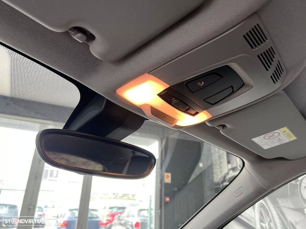 BMW X1 16 d sDrive Auto Advantage - 20