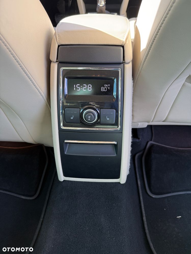 Skoda Superb 2.0 TSI L&K DSG - 10