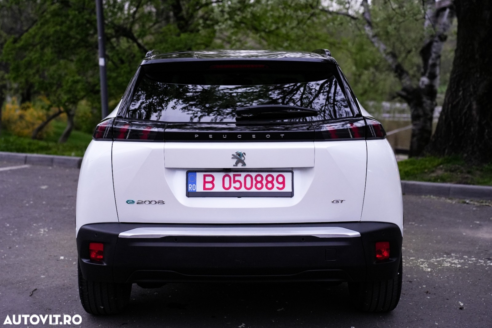 Peugeot 2008 e-2008 50 kWh GT - 15