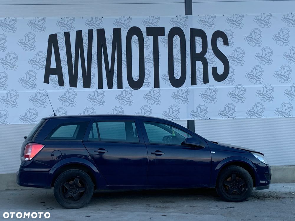 OPEL VECTRA 2009 *SAMOCHÓD NA CZĘŚCI* 2782 MASKA, LAMPA, DRZWI, LUSTERKO, ZDERZAK, GRILL, BŁOTNIK, KLAPA, BELKA, DESKA, FOTELE, KANAPA, ĆWIARTKA, KIEROWNICA, TACZE, ZACISKI, ZAWIESZENIE, KOMPLETNY PRZÓD, KOMPLETNY TYŁ, LICZNIK, ZEGARY, PRAWE LEWE PRZÓD TYŁ - 3