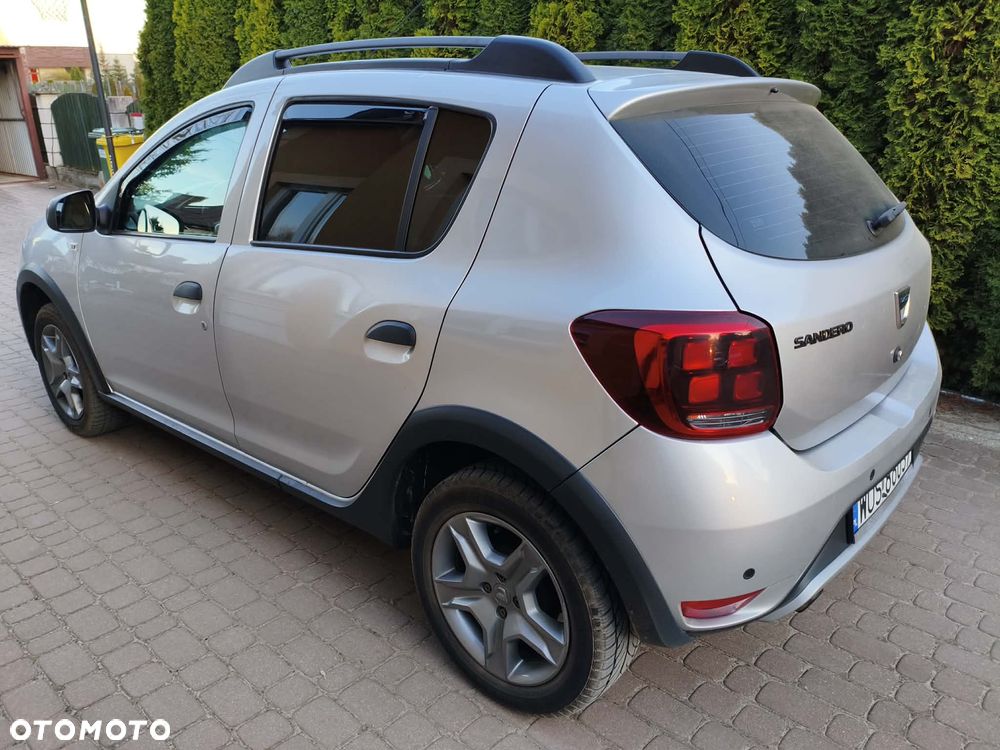 Dacia Sandero 0.9 TCe Laureate S&S EU6 - 3