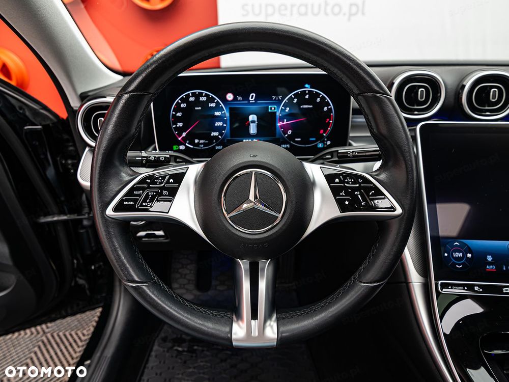 Mercedes-Benz Klasa C 180 mHEV Business Edition - 18