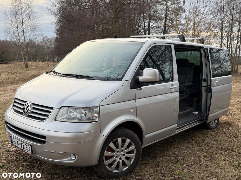 Volkswagen Multivan - 33
