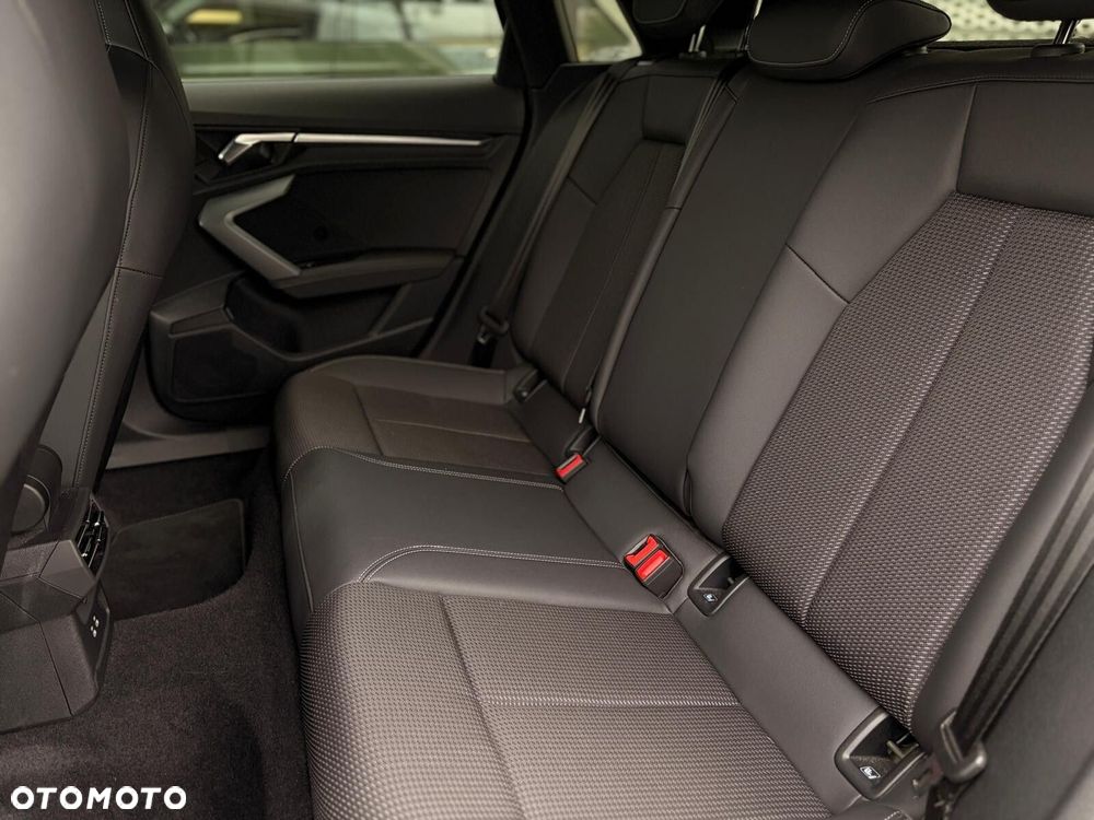 Audi A3 Sportback - 17