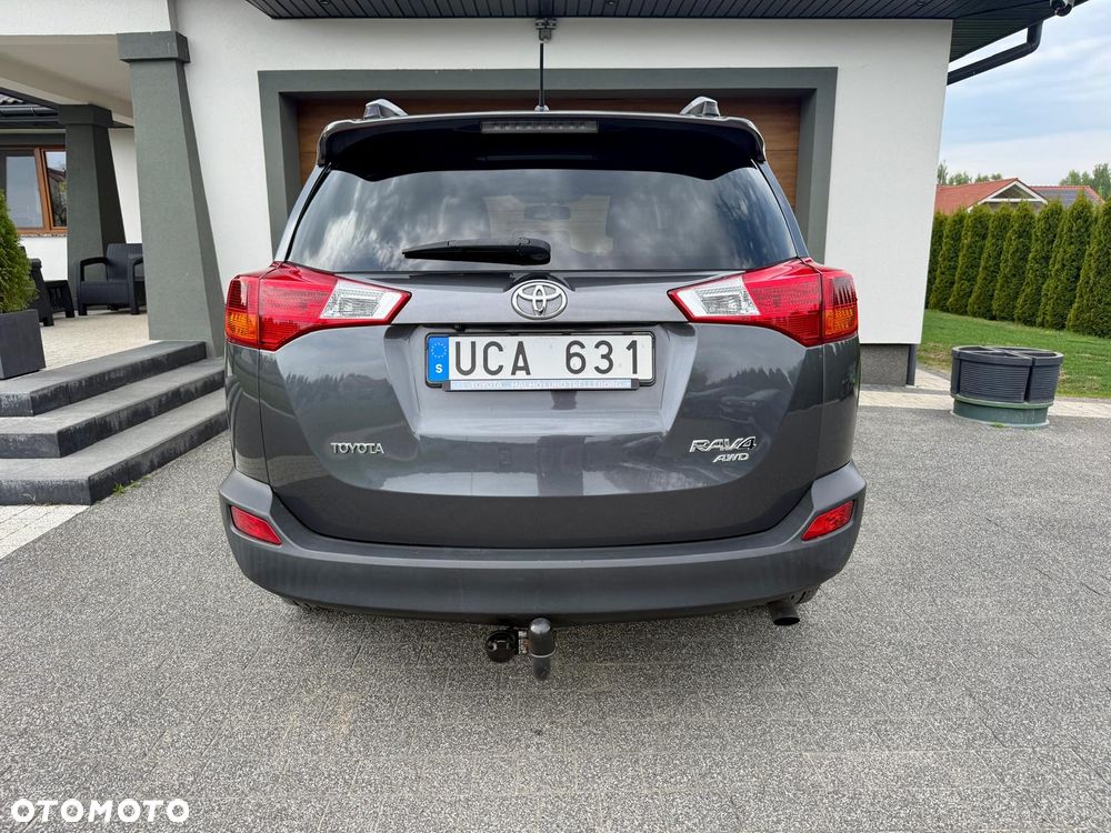 Toyota RAV4 - 11