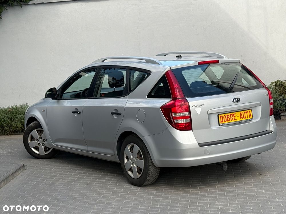 Kia Ceed Cee'd 1.4 Comfort + - 23