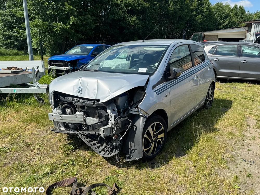 Peugeot 108 PureTech 82 Top Roland Garros - 5