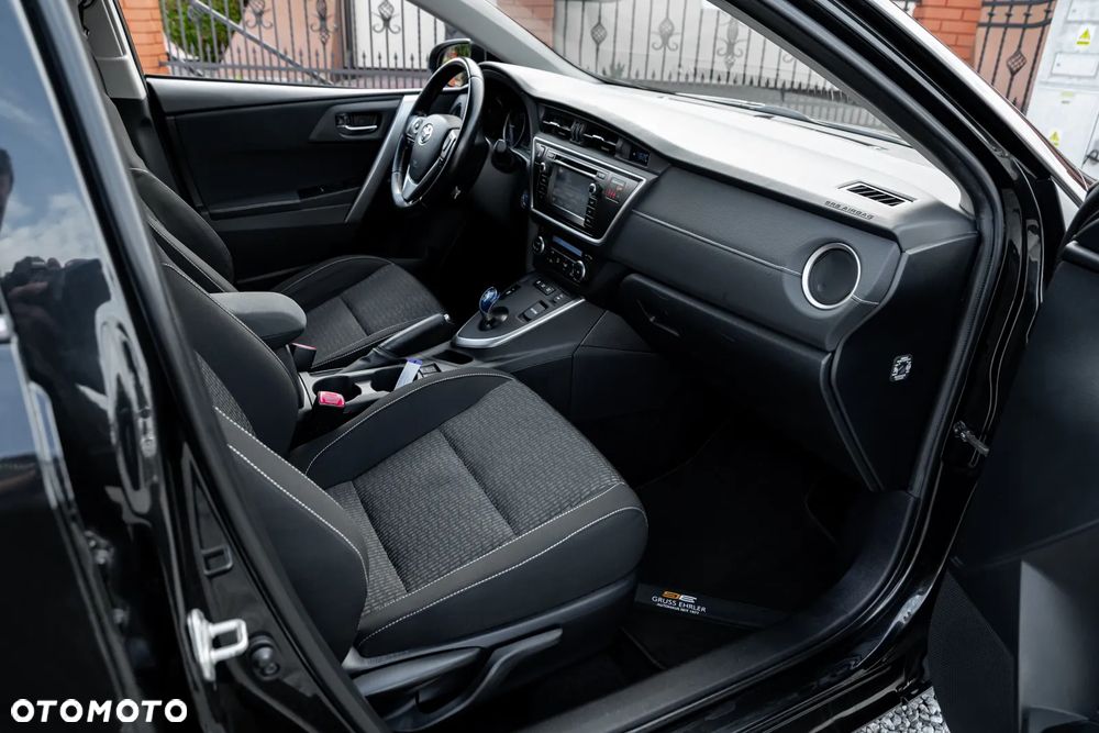 Toyota Auris - 23