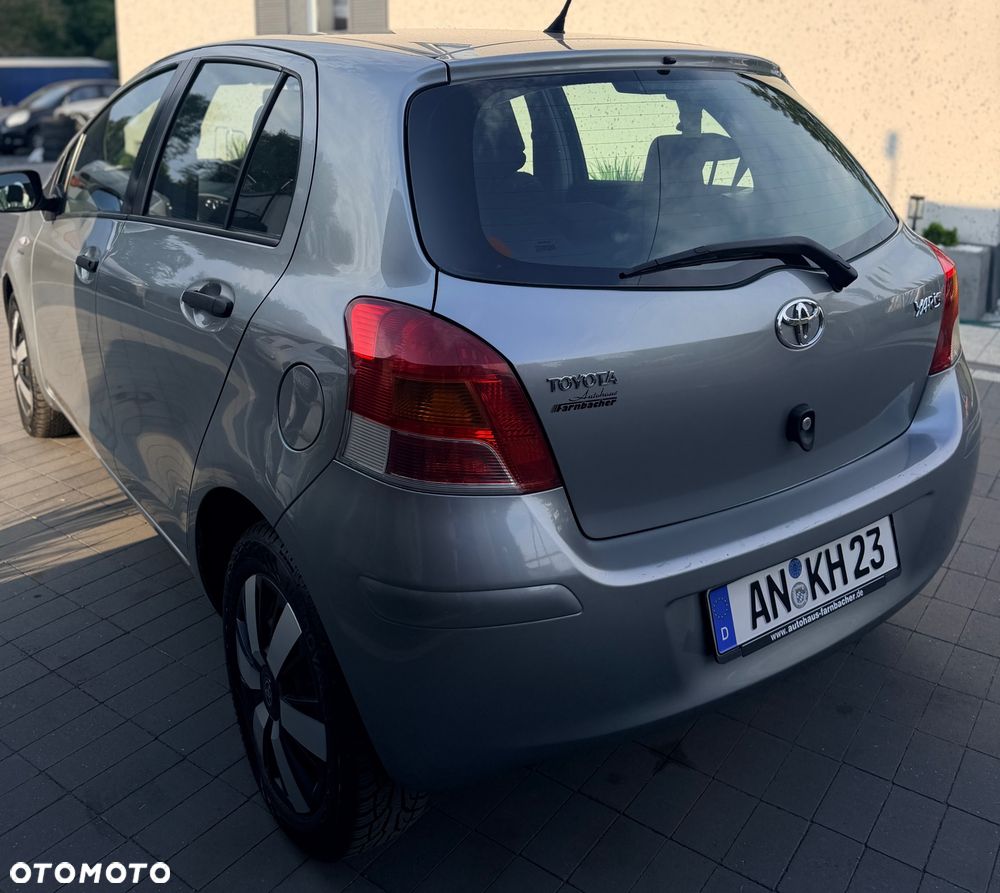 Toyota Yaris 1.0 VVT-i Cool Edition - 34