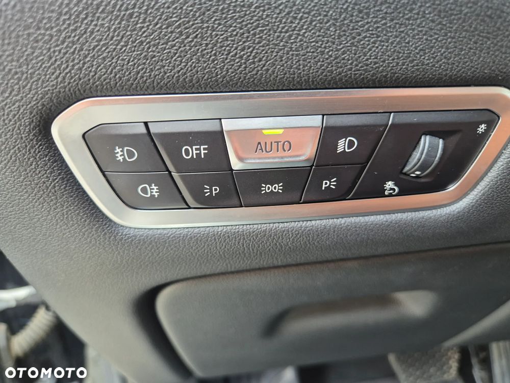 BMW X7 xDrive30d sport - 31