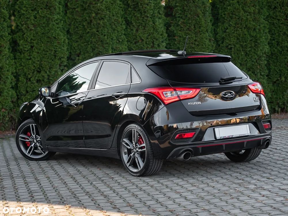 Hyundai i30 1.6 T GDI Turbo - 10