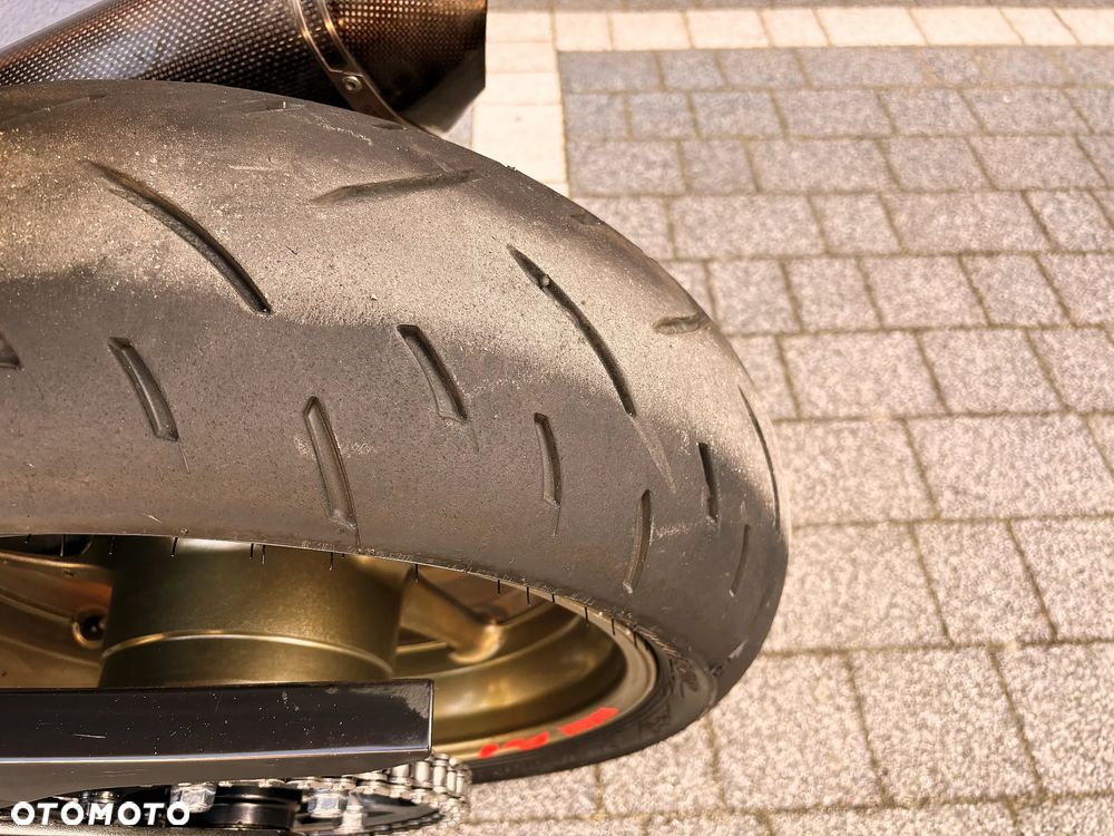 Yamaha FZ - 12