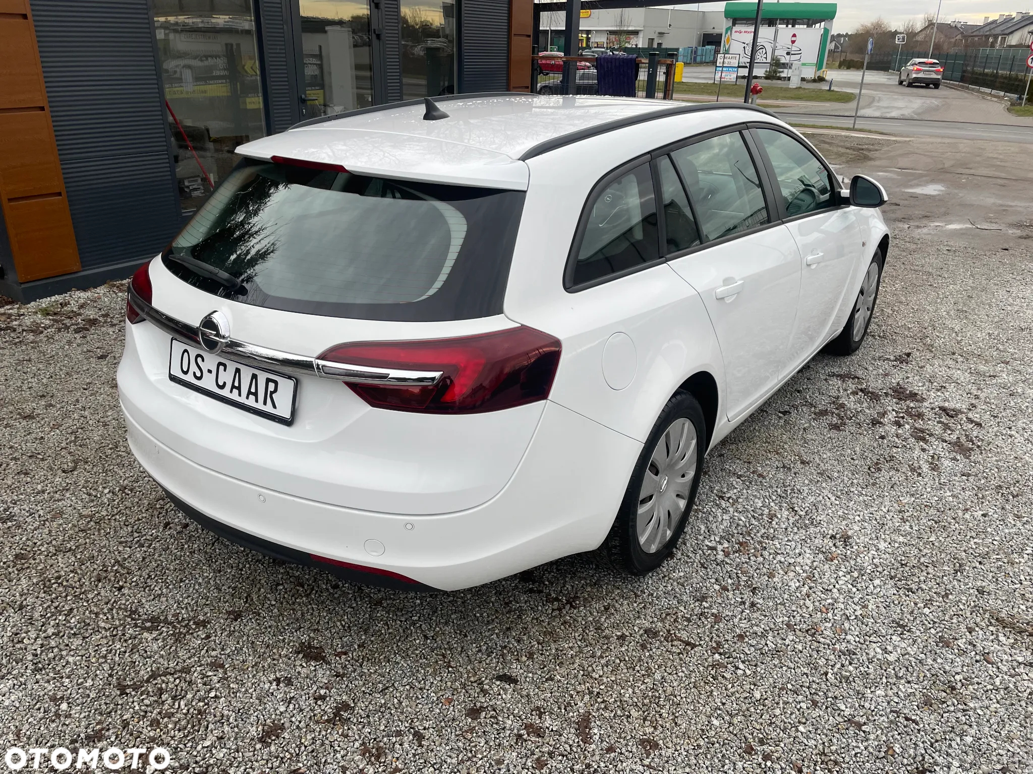Opel Insignia - 16